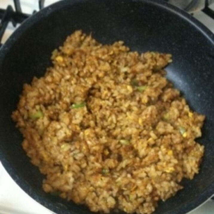 めんつゆとカレー粉で★簡単カレーピラフ